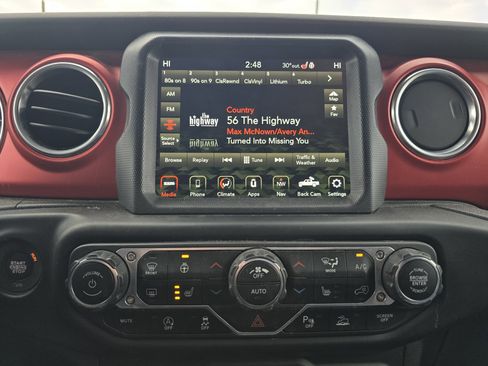 Used 2021 Jeep Gladiator Rubicon image 21