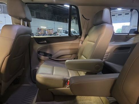 Used 2015 GMC Yukon SLT w/ Open Road Package AWD/4WD image 37