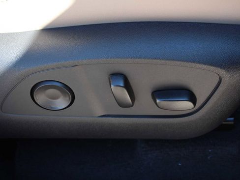 New 2026 Buick Enclave Preferred FWD image 18