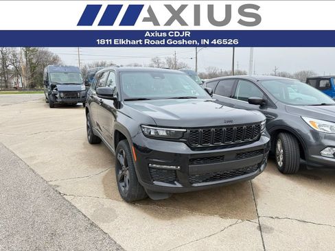 Used 2024 Jeep Grand Cherokee L Limited w/ Black Appearance Package AWD/4WD image 1