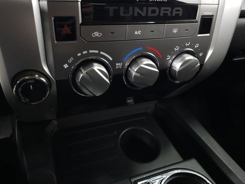 Used 2015 Toyota Tundra SR5 image 26