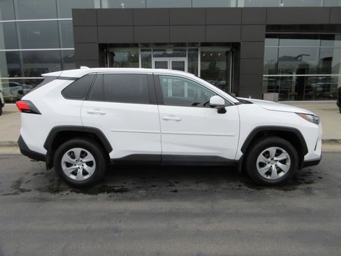 Used 2024 Toyota RAV4 LE image 12