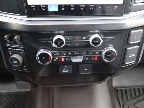 Used 2025 Ford F250 Lariat w/ Chrome Package image 29