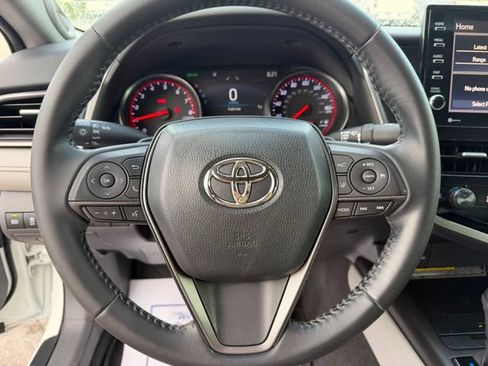 Used 2021 Toyota Camry XSE FWD image 21
