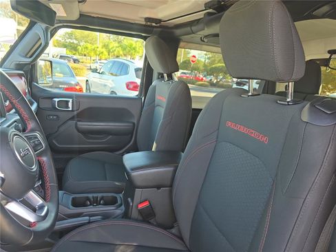 Used 2022 Jeep Wrangler Rubicon image 14