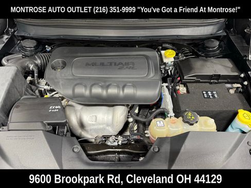Used 2019 Jeep Cherokee Latitude Plus w/ Comfort/Convenience Group image 55