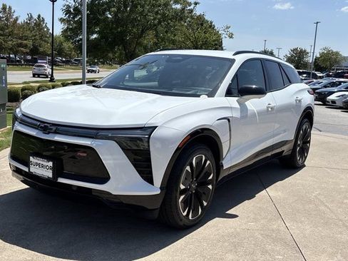 Used 2024 Chevrolet Blazer EV RS AWD/4WD image 12