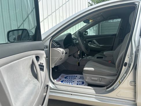Used 2007 Toyota Camry LE FWD image 10