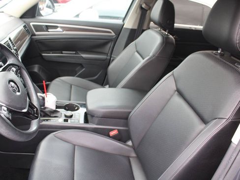 Used 2019 Volkswagen Atlas SEL AWD/4WD image 6