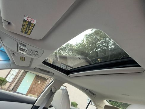 Used 2012 Lexus ES 350 FWD image 22