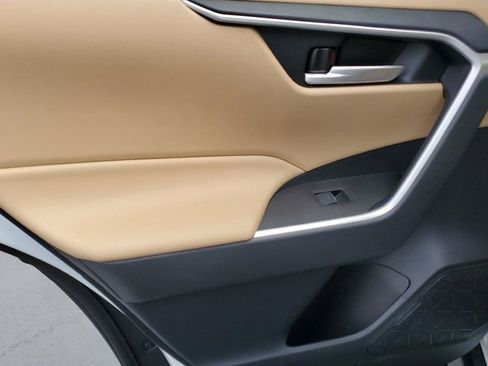 New 2025 Toyota RAV4 XLE image 16