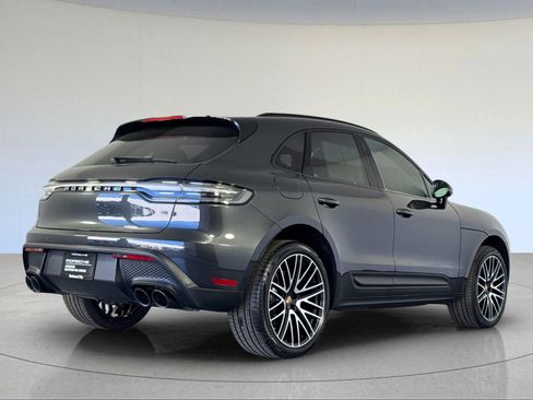 Certified 2026 Porsche Macan AWD/4WD image 8