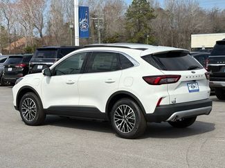 New 2026 Ford Escape SE video 3