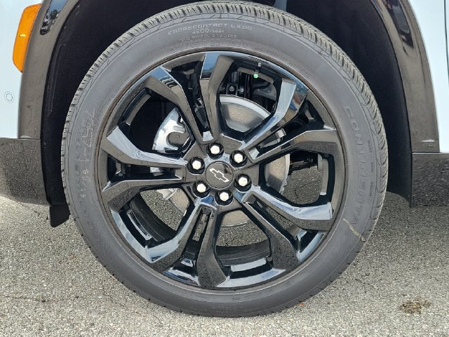 New 2027 Chevrolet Traverse RS FWD image 4