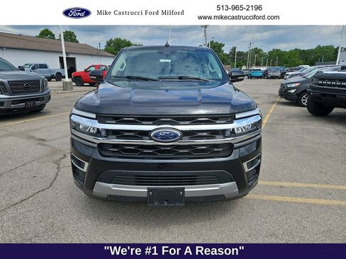 Used 2024 Ford Expedition Limited AWD/4WD image 8