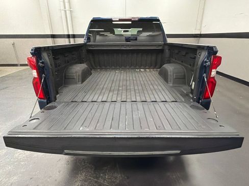 Used 2020 Chevrolet Silverado 1500 Custom w/ Custom Value Package RWD image 16