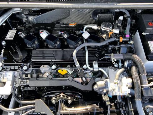 Used 2026 Toyota Corolla SE image 31