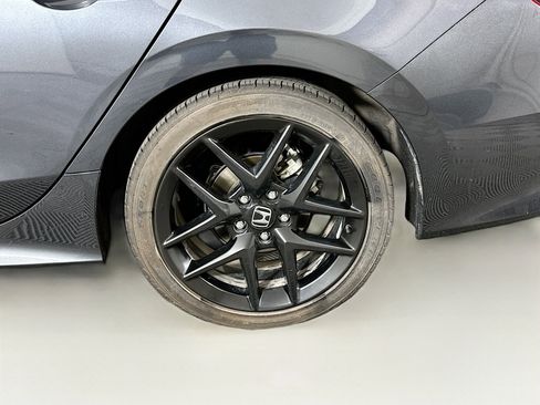Used 2025 Honda Civic Sport image 11