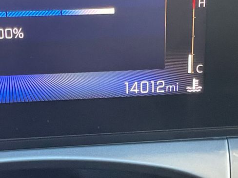 Used 2025 Chevrolet Trax LT image 39