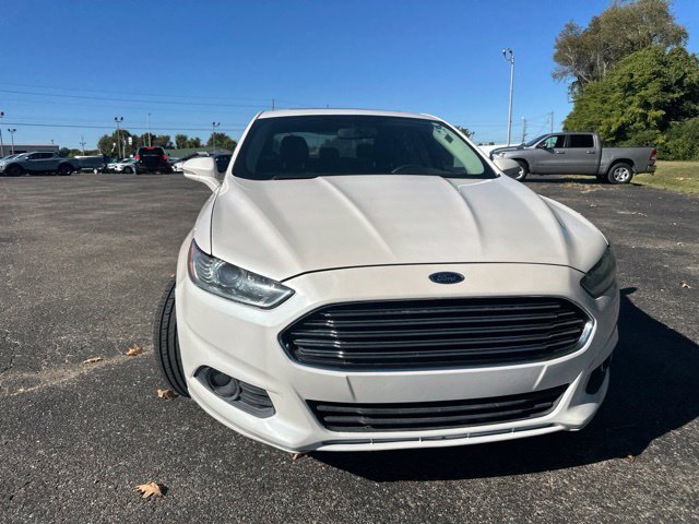 Used 2013 Ford Fusion SE FWD image 3