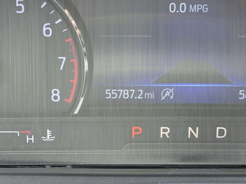 Used 2021 Ford Explorer XLT RWD image 30