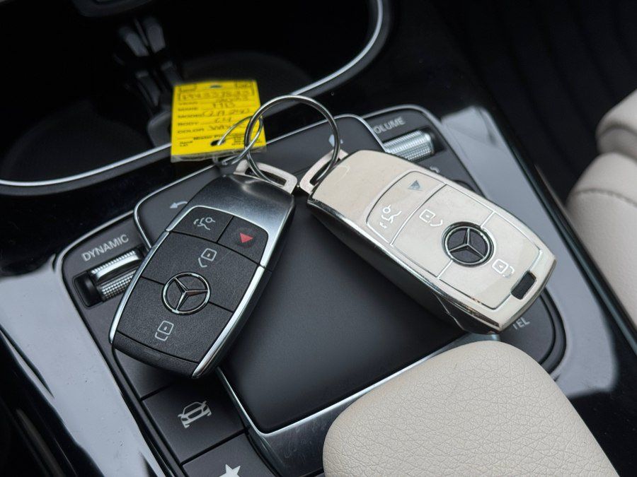 Used 2023 Mercedes-Benz CLA 250 4MATIC image 72