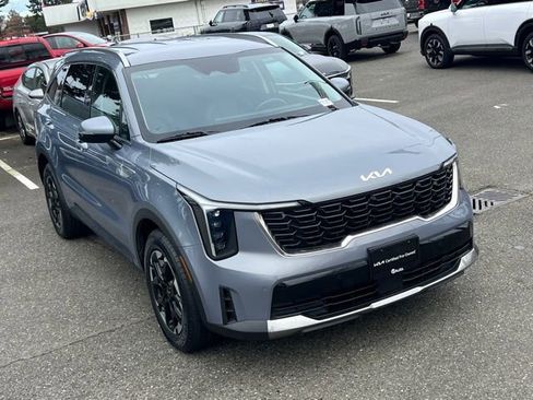 Certified 2024 Kia Sorento S image 5