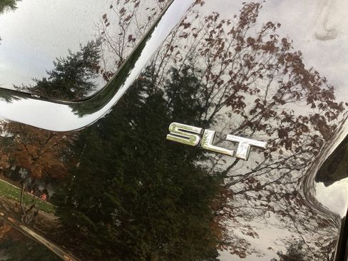 Used 2017 GMC Acadia Limited SLT image 6