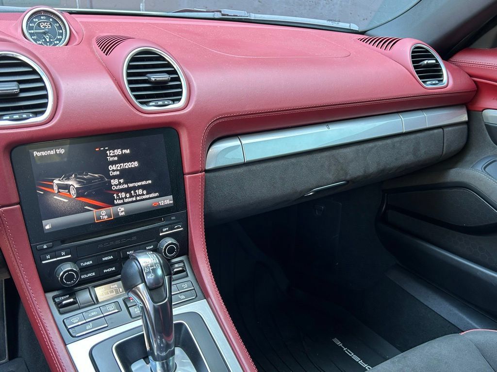 Certified 2021 Porsche 718 Boxster Spyder RWD image 22