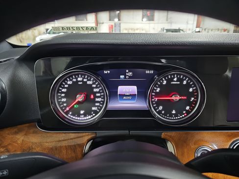 Used 2018 Mercedes-Benz E 300 image 19