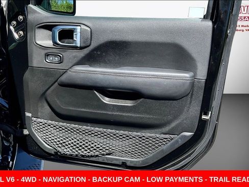 Used 2021 Jeep Wrangler Unlimited Sahara w/ Cold Weather Group AWD/4WD image 26