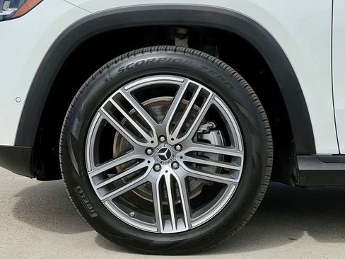 Certified 2024 Mercedes-Benz GLS 450 4MATIC image 15
