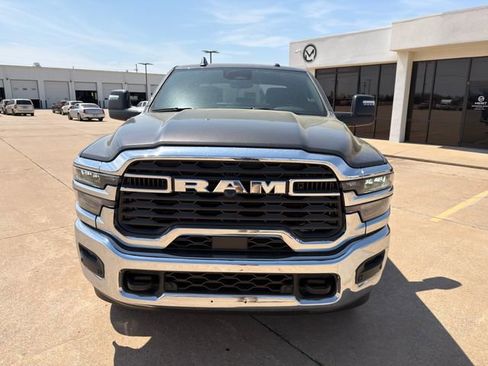 New 2025 RAM 2500 Big Horn AWD/4WD image 5