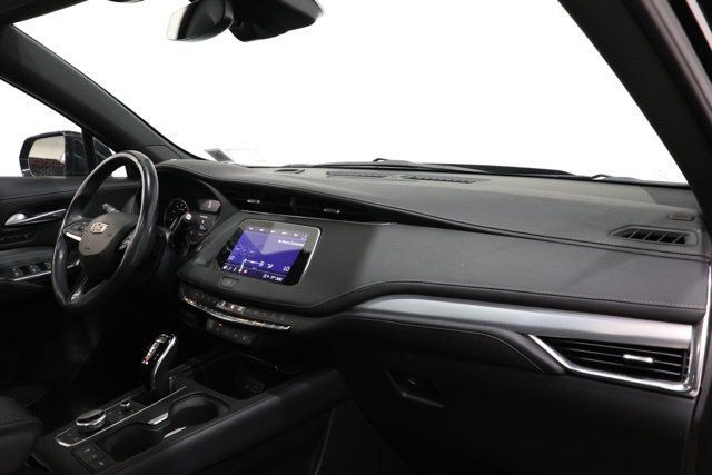 Used 2023 Cadillac XT4 Premium Luxury w/ Driver Assist Package AWD/4WD image 15