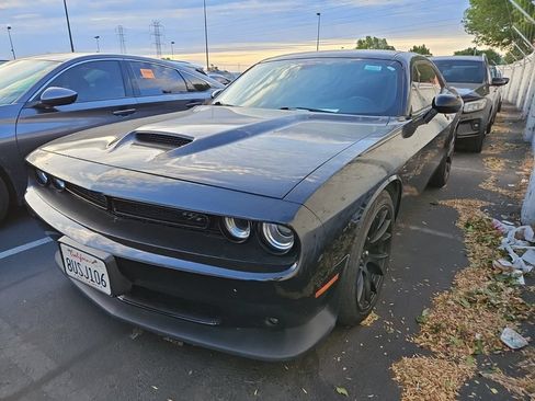 Used 2020 Dodge Challenger R/T w/ Blacktop Package RWD image 4