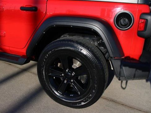 Used 2022 Jeep Wrangler Unlimited Sport image 10