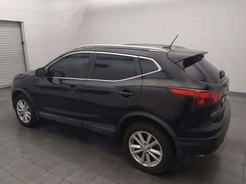 Used 2017 Nissan Rogue Sport SV FWD image 3