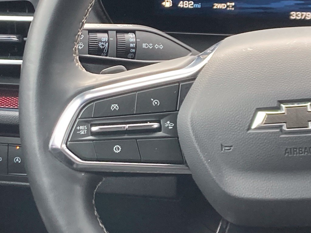 Used 2025 Chevrolet Traverse Z71 AWD/4WD image 9
