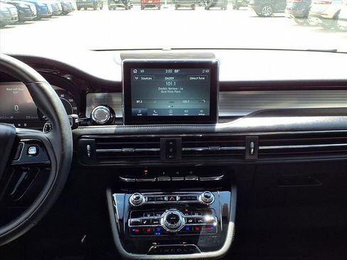 Certified 2022 Lincoln Corsair FWD w/ Equipment Group 101A image 8