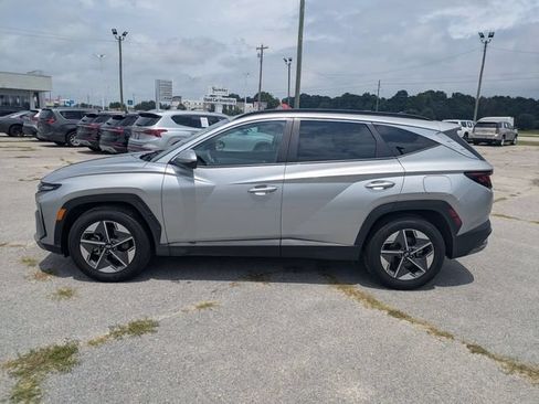 Used 2025 Hyundai Tucson SEL FWD image 6