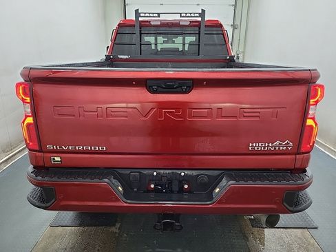 Used 2023 Chevrolet Silverado 2500 High Country image 12