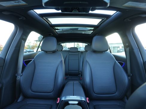 Certified 2025 Mercedes-Benz GLC 43 AMG 4MATIC image 36