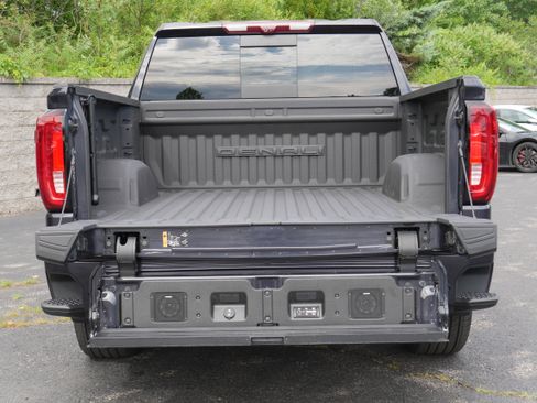 Certified 2023 GMC Sierra 1500 Denali Ultimate AWD/4WD image 7