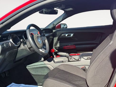 Used 2022 Ford Mustang GT w/ GT Performance Package image 9