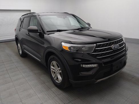 Used 2024 Ford Explorer XLT w/ Equipment Group 202A image 13