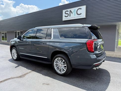 Used 2021 GMC Yukon XL Denali AWD/4WD image 9