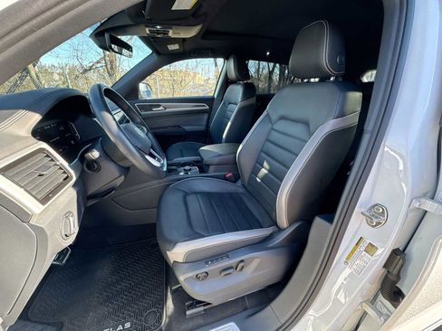 Used 2023 Volkswagen Atlas Cross Sport SEL Premium R-Line image 21