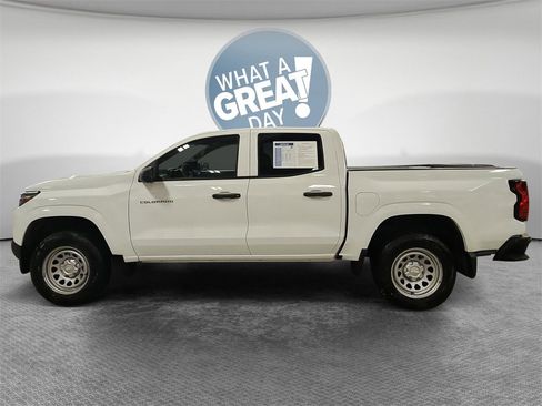 Certified 2025 Chevrolet Colorado W/T w/ Advanced Trailering Package image 7