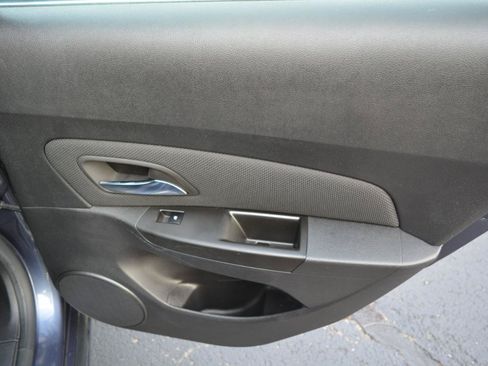 Used 2013 Chevrolet Cruze LT FWD image 14