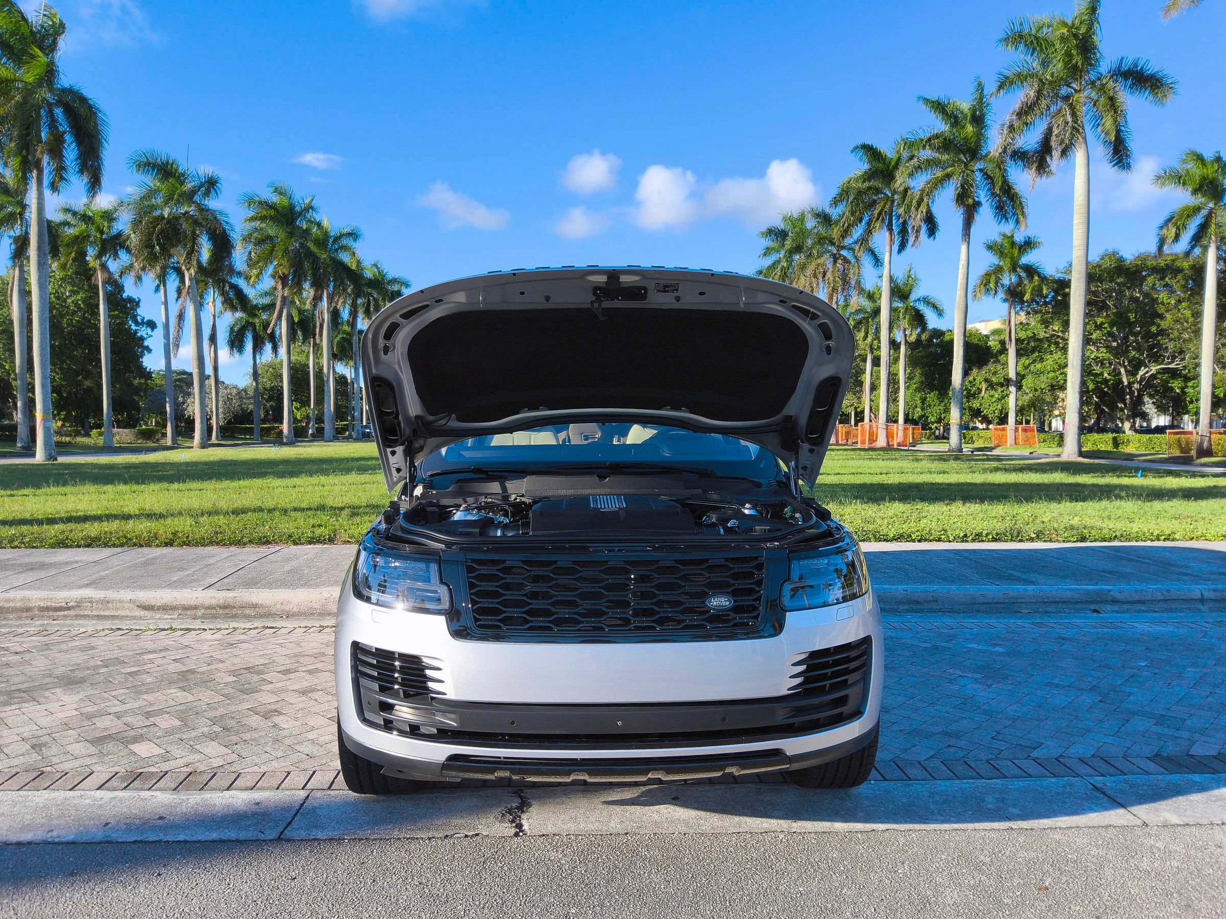 Used 2019 Land Rover Range Rover Supercharged AWD/4WD image 43